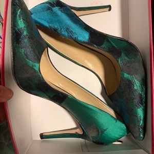 Vince Camuto pumps